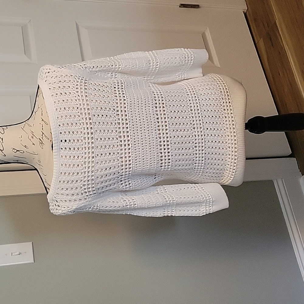 Sweater - Picture 4 of 6